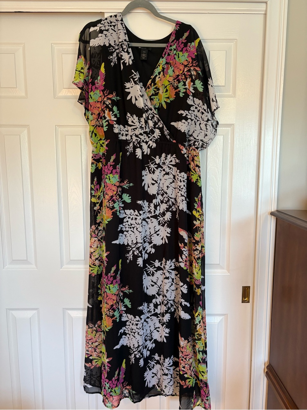 Lane Bryant Black Maxi Dress with White and Multicolor Floral Motif